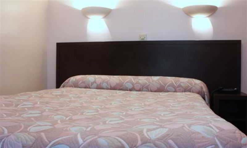 Hotel Anya Париж Екстериор снимка